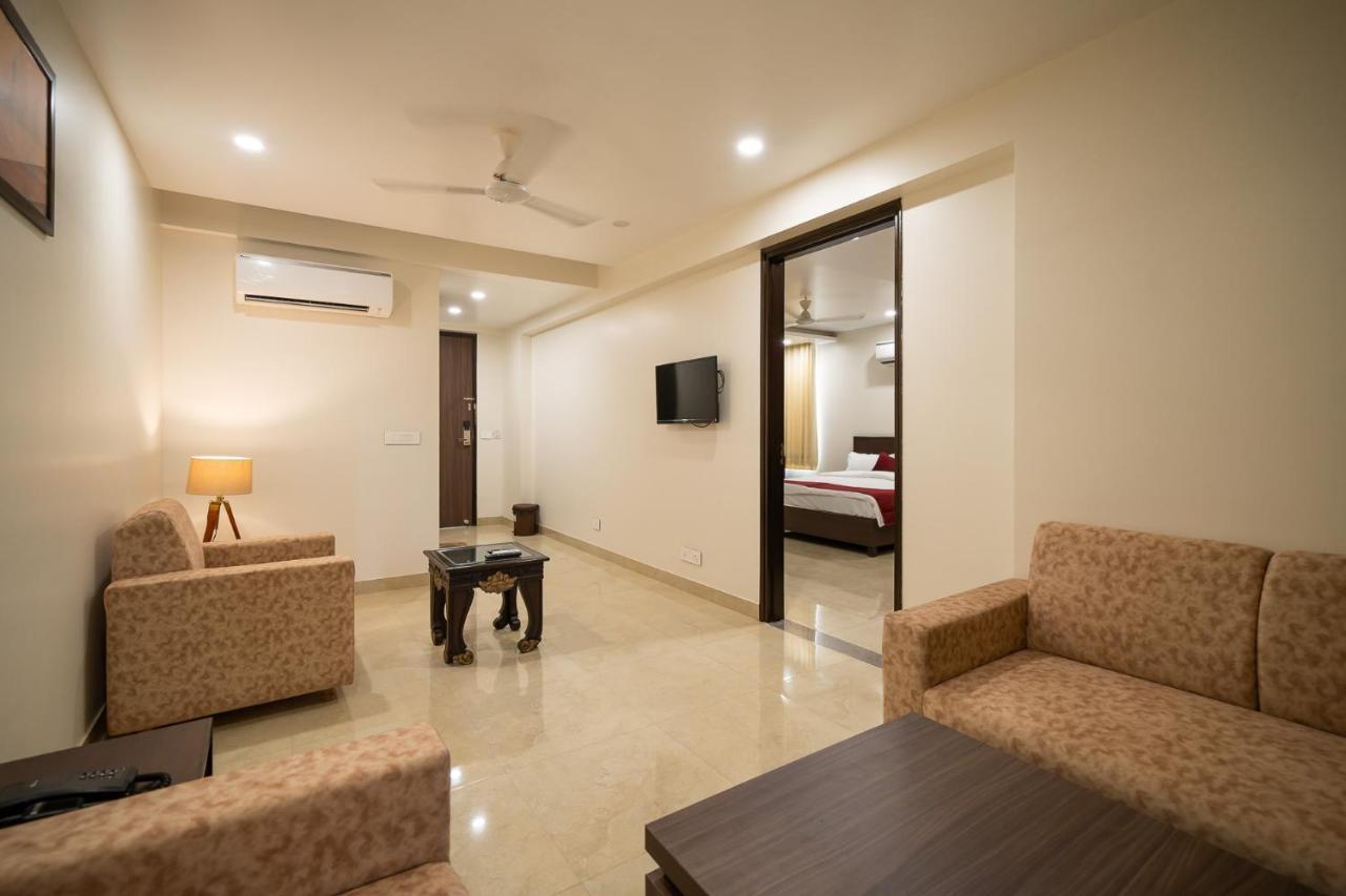 Отель Sheerha Royal Residency-Near Jaipur Airport Экстерьер фото