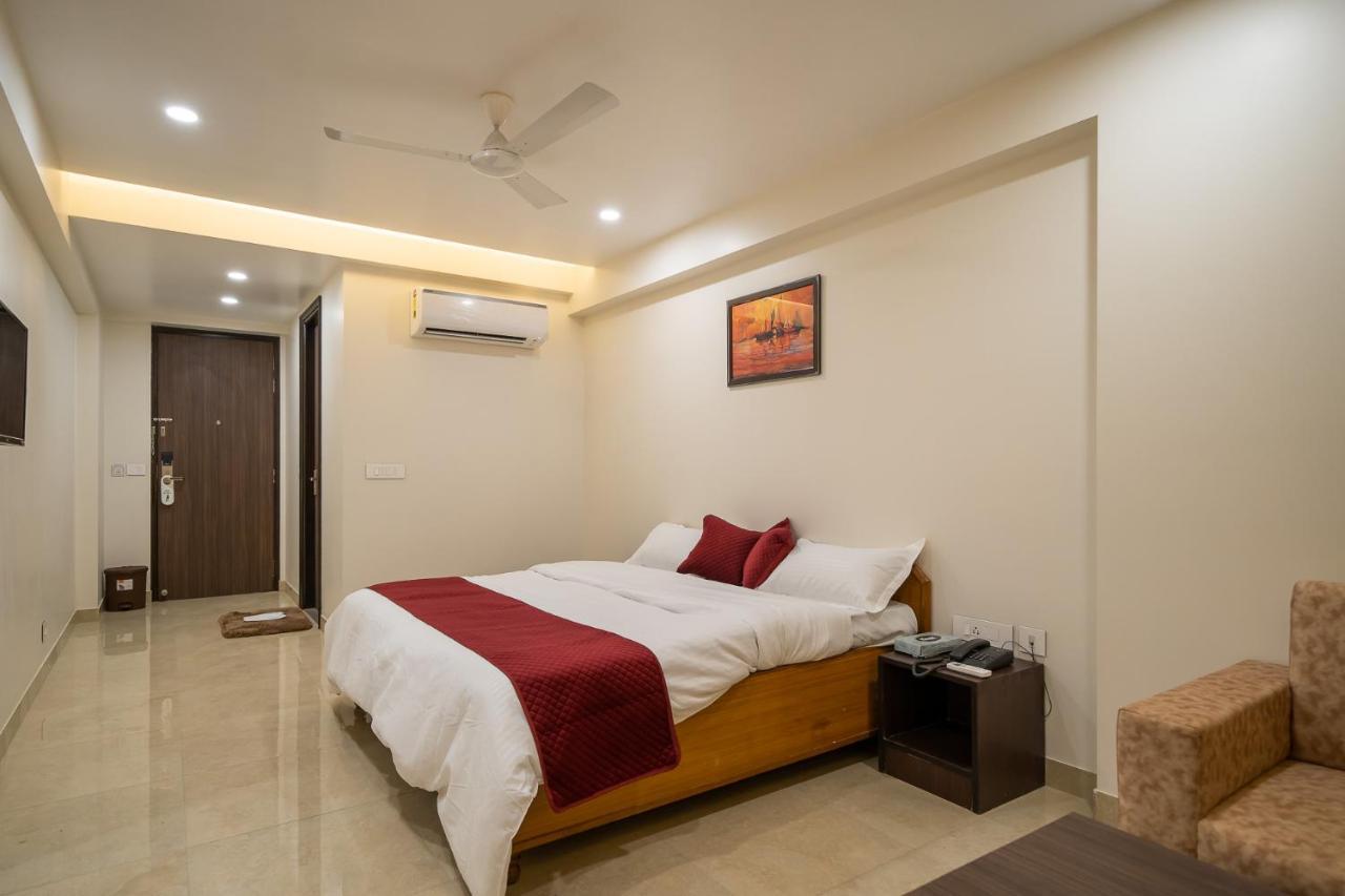 Отель Sheerha Royal Residency-Near Jaipur Airport Экстерьер фото