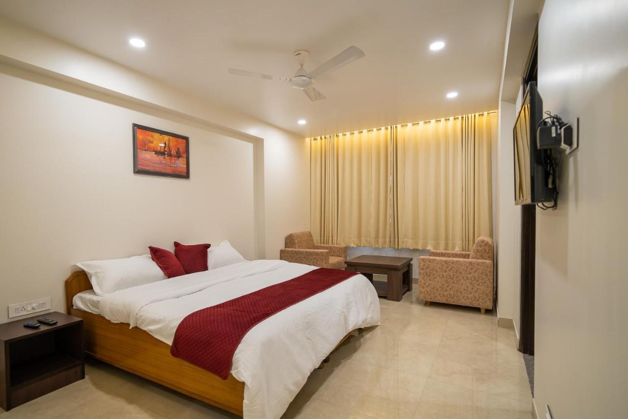 Отель Sheerha Royal Residency-Near Jaipur Airport Экстерьер фото