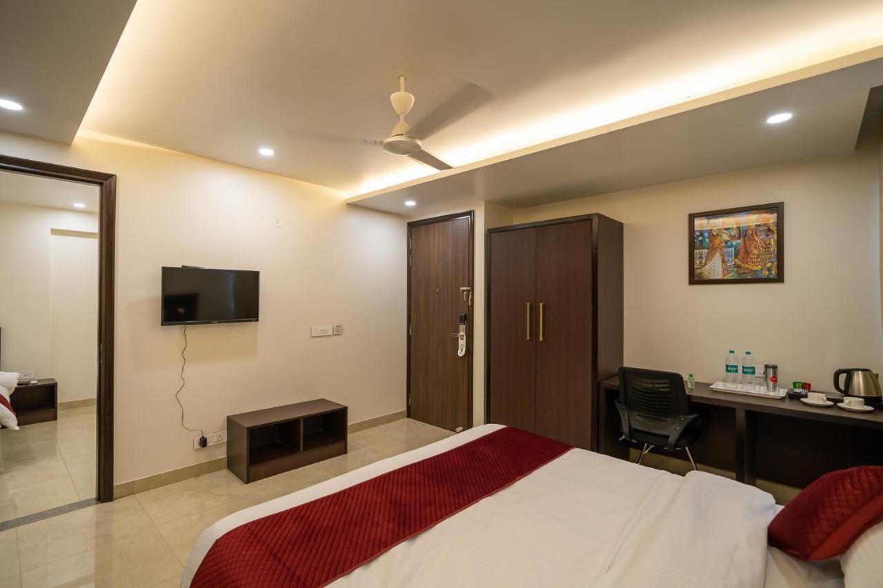 Отель Sheerha Royal Residency-Near Jaipur Airport Экстерьер фото